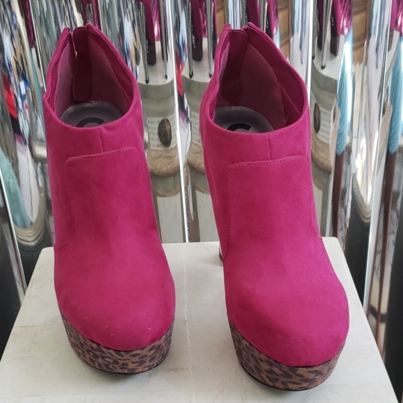 Pink platform heels - Picture 4 of 5